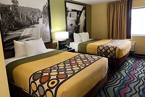 Super 8 by Wyndham Farmington