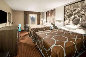 Super 8 by Wyndham Cleveland