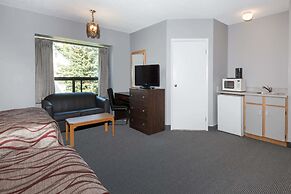 Super 8 by Wyndham Mt Hope Hamilton Intl Arpt ON