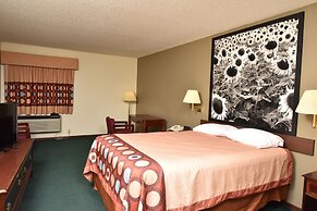 Super 8 by Wyndham Springfield/Battlefield