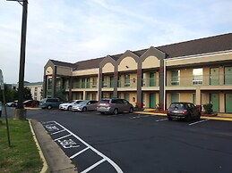 Super 8 by Wyndham Stafford