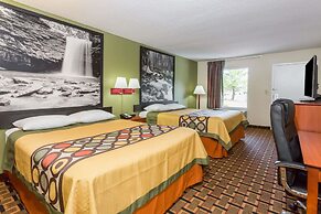 Super 8 by Wyndham Stafford