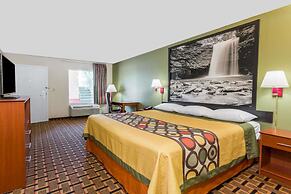 Super 8 by Wyndham Stafford