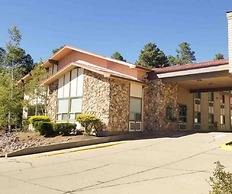 Pinetop Studio Suites