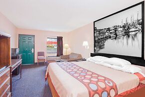 Super 8 by Wyndham Columbia