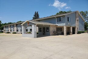 Super 8 by Wyndham Estherville