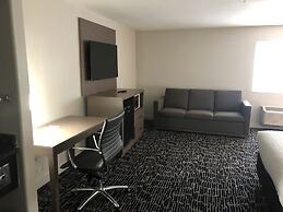 Clarion Pointe Indianapolis Airport