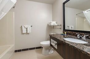 Clarion Pointe Indianapolis Airport