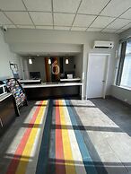 Motel 6 Manchester, TN