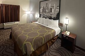 Super 8 by Wyndham Mars/Cranberry/Pittsburgh Area