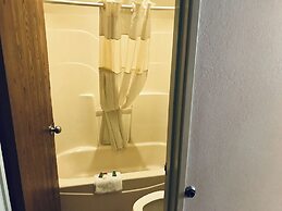 Kings Inn By OYO Calumet Park I-57