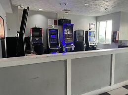 Kings Inn By OYO Calumet Park I-57