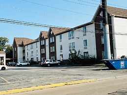 Kings Inn By OYO Calumet Park I-57