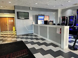 Kings Inn By OYO Calumet Park I-57