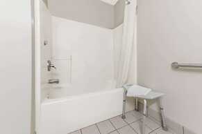 Super 8 by Wyndham Shepherdsville / Louisville South I65