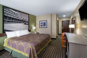 Super 8 by Wyndham Shepherdsville / Louisville South I65