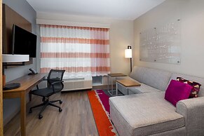 La Quinta Inn & Suites by Wyndham Perry