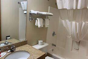 Super 8 by Wyndham Liverpool/Clay/Syracuse Area