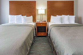 AmericInn by Wyndham Des Moines Airport