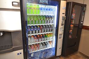 AmericInn by Wyndham Des Moines Airport