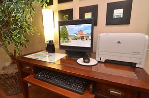 AmericInn by Wyndham Des Moines Airport