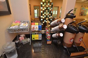 AmericInn by Wyndham Des Moines Airport