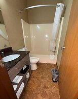 Super 8 by Wyndham Kokomo