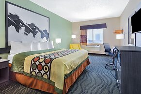 Super 8 by Wyndham Kokomo