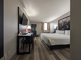 Super 8 by Wyndham Thunder Bay