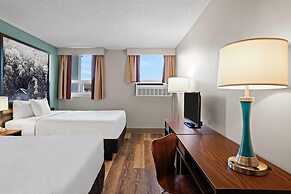 Super 8 by Wyndham Thunder Bay