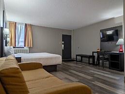 Super 8 by Wyndham Thunder Bay