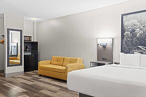 Super 8 by Wyndham Thunder Bay