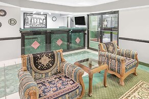 Super 8 by Wyndham Mobile