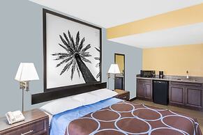 Super 8 by Wyndham Sarasota Near Siesta Key