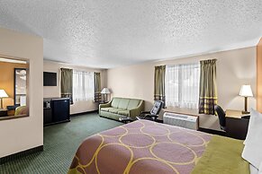 Super 8 by Wyndham Jefferson