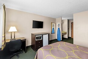Super 8 by Wyndham Jefferson