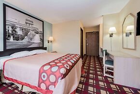 Super 8 by Wyndham Martinsville