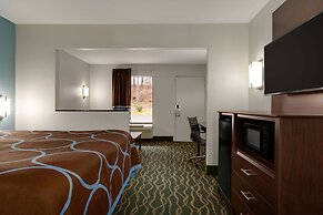 Super 8 by Wyndham Pearl/Jackson/East