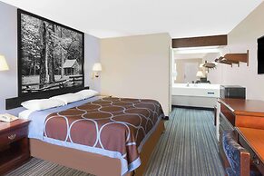 Super 8 by Wyndham Whiteville