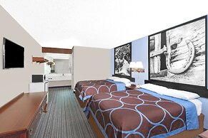 Super 8 by Wyndham Whiteville