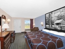 Super 8 by Wyndham Whiteville