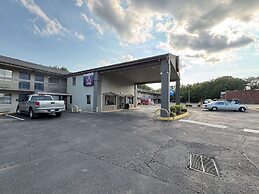 Motel 6 Charlotte, NC - Northlake