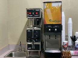 Super 8 by Wyndham Beresford