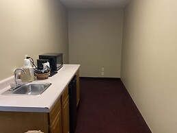 Super 8 by Wyndham Beresford