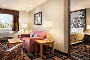 Super 8 by Wyndham Akron S/Green/Uniontown OH