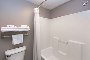 Super 8 by Wyndham Carroll/East