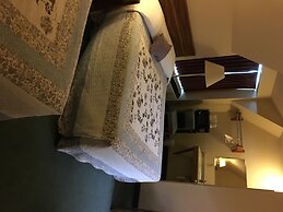 Buffalo Lodge and Grill