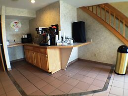 Super 8 by Wyndham Canandaigua