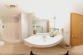 Coratel Inn and Suites by Jasper New Richmond