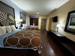Super 8 by Wyndham Galveston